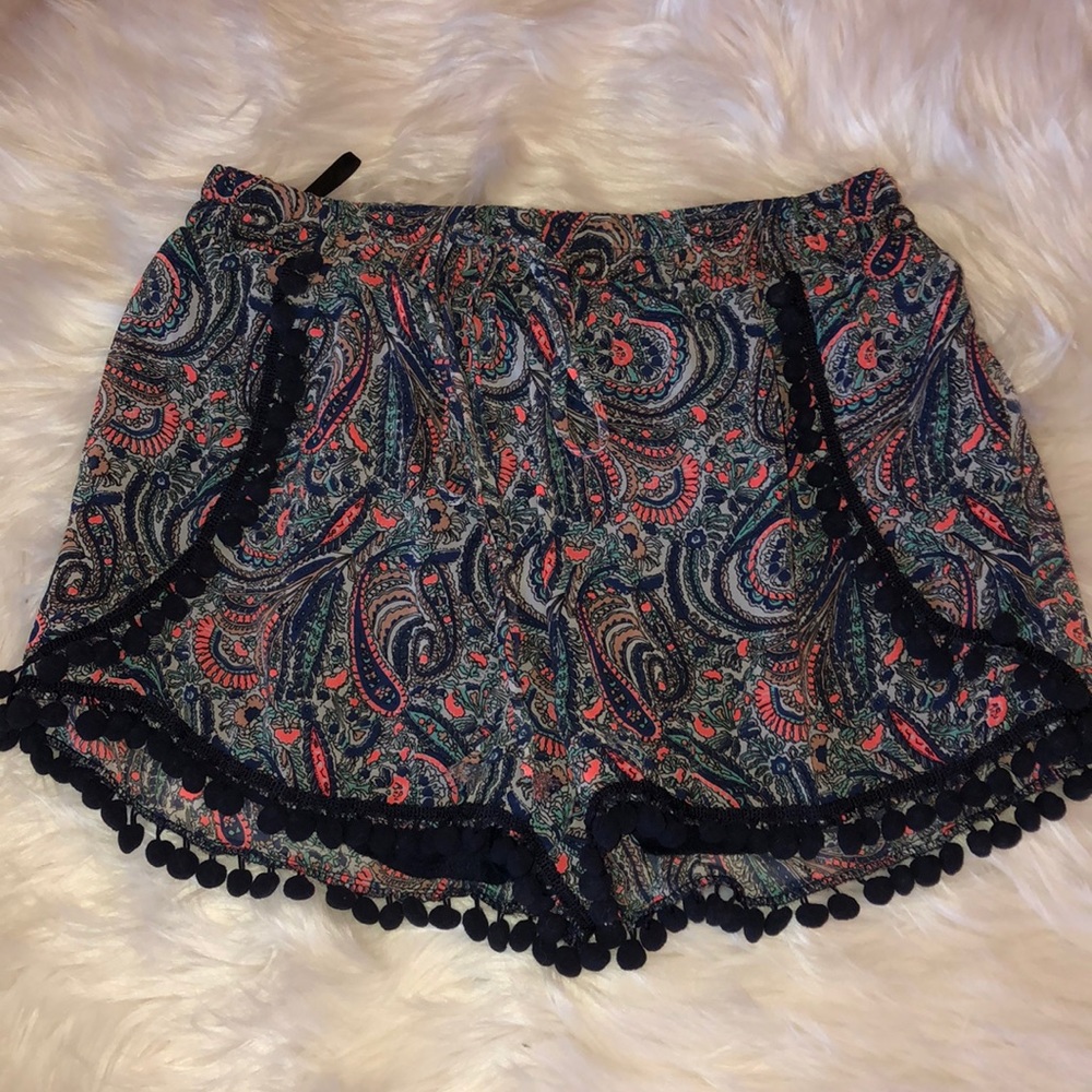 American Threads Shorts
